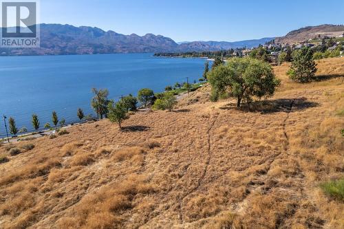 2160 Boucherie Road, West Kelowna, BC 