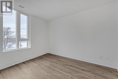 422 - 3100 Keele Street, Toronto, ON - Indoor Photo Showing Other Room