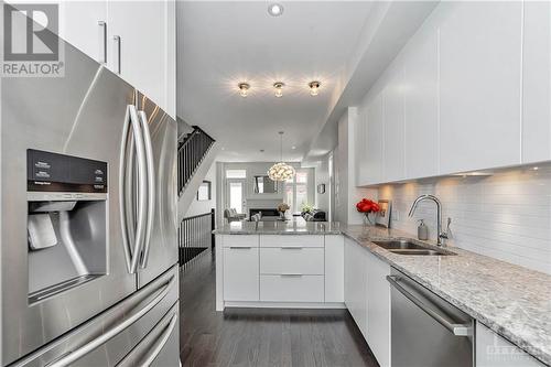 454 Churchill Avenue N, Ottawa, ON - Indoor Photo Showing Kitchen With Double Sink With Upgraded Kitchen