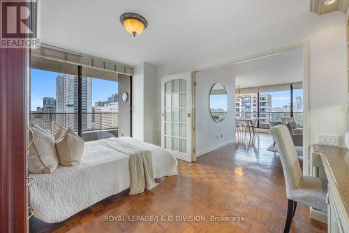 1501 - 20 Avoca Avenue, Toronto (Rosedale-Moore Park), ON - Indoor Photo Showing Bedroom