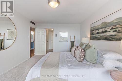 1501 - 20 Avoca Avenue, Toronto (Rosedale-Moore Park), ON - Indoor Photo Showing Bedroom