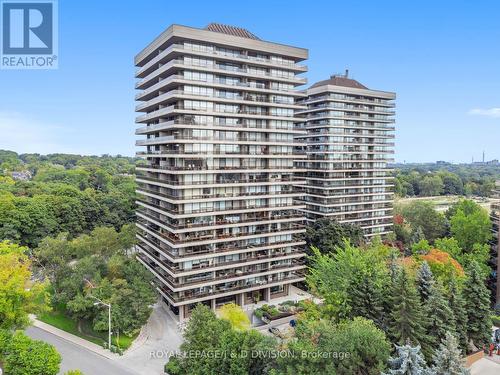 1501 - 20 Avoca Avenue, Toronto (Rosedale-Moore Park), ON - Outdoor With Facade