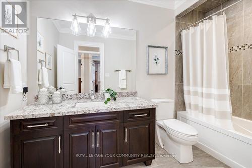 26 St. George Street, Georgina, ON - Indoor Photo Showing Bathroom