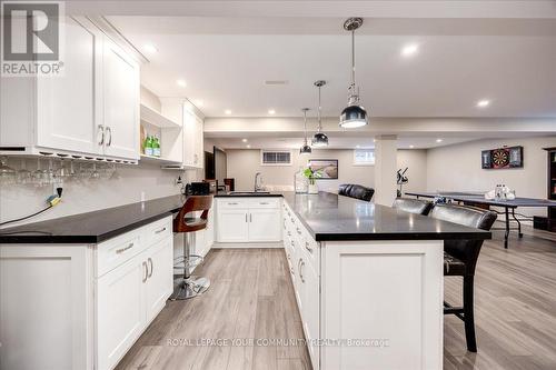 26 St. George Street, Georgina, ON - Indoor Photo Showing Kitchen With Upgraded Kitchen