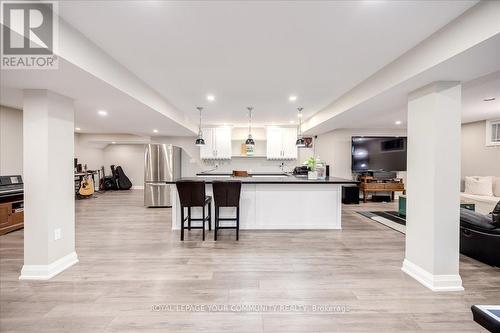 26 St. George Street, Georgina, ON - Indoor Photo Showing Kitchen With Upgraded Kitchen