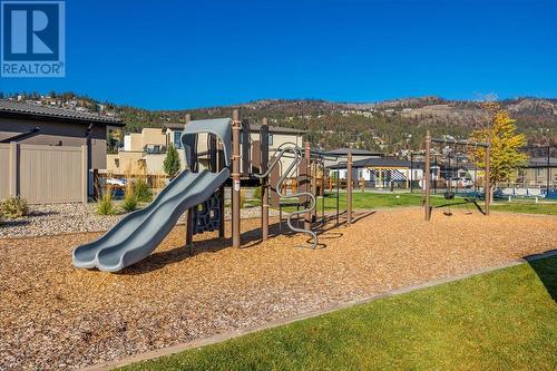 1680 Harbour View Crescent, Kelowna, BC - Outdoor