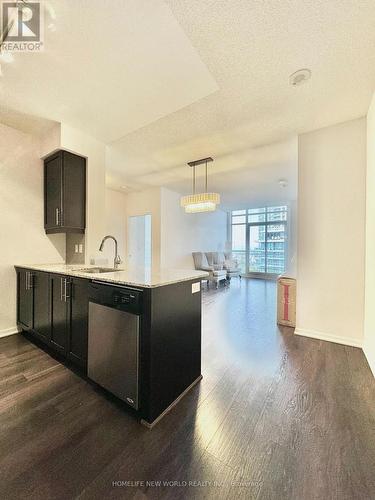 2012 - 35 Bastion Street, Toronto, ON - Indoor Photo Showing Kitchen