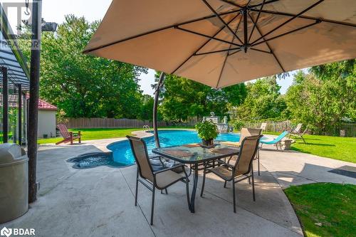 6949 Thorold Stone Road, Niagara Falls, ON - Outdoor With In Ground Pool