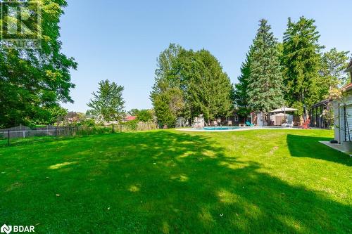 6949 Thorold Stone Road, Niagara Falls, ON - Outdoor With Backyard