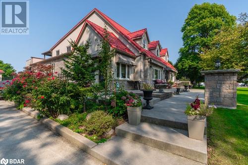 6949 Thorold Stone Road, Niagara Falls, ON - Outdoor