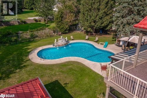 6949 Thorold Stone Road, Niagara Falls, ON - Outdoor With In Ground Pool With Backyard