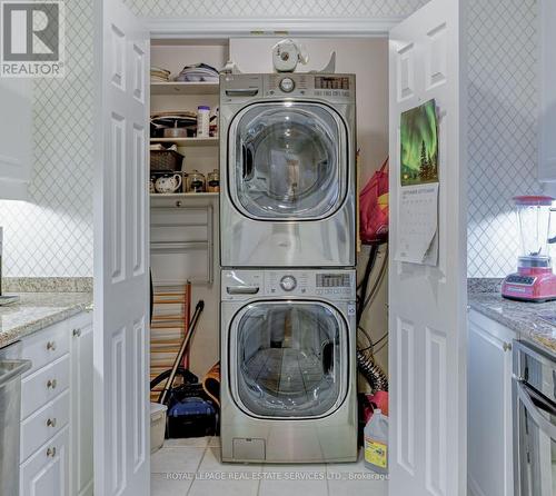 203 - 10 Old Mill Trail, Toronto, ON - Indoor Photo Showing Laundry Room