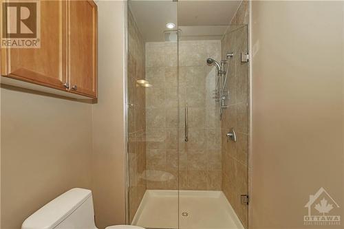 172 Golflinks Drive, Ottawa, ON - Indoor Photo Showing Bathroom