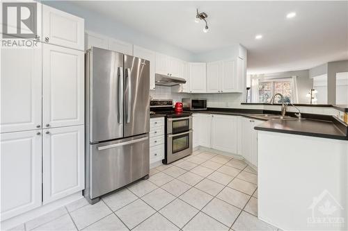 94 Trump Avenue, Ottawa, ON - Indoor Photo Showing Kitchen With Stainless Steel Kitchen