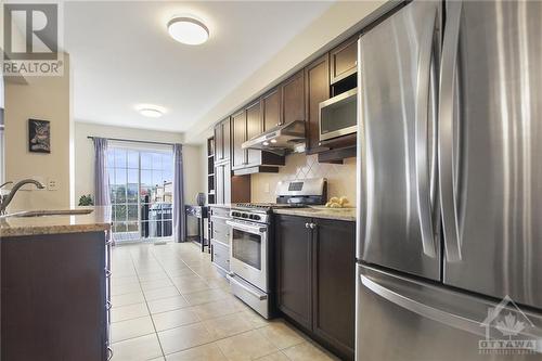 145 Patriot Place, Ottawa, ON - Indoor Photo Showing Kitchen