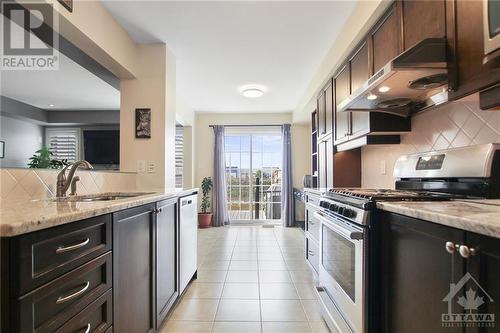 145 Patriot Place, Ottawa, ON - Indoor Photo Showing Kitchen With Upgraded Kitchen