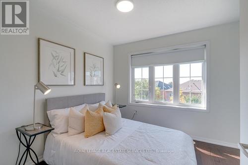 12 - 2614 Dashwood Drive, Oakville, ON - Indoor Photo Showing Bedroom