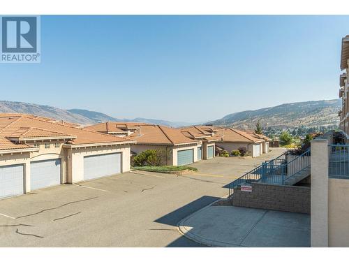 204-875 Sahali Terrace, Kamloops, BC - Outdoor