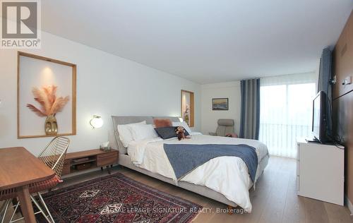 703 - 1 Concorde Place, Toronto (Banbury-Don Mills), ON - Indoor Photo Showing Bedroom