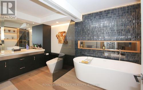 703 - 1 Concorde Place, Toronto (Banbury-Don Mills), ON - Indoor Photo Showing Bathroom