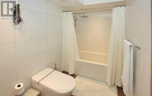 703 - 1 Concorde Place, Toronto (Banbury-Don Mills), ON - Indoor Photo Showing Bathroom