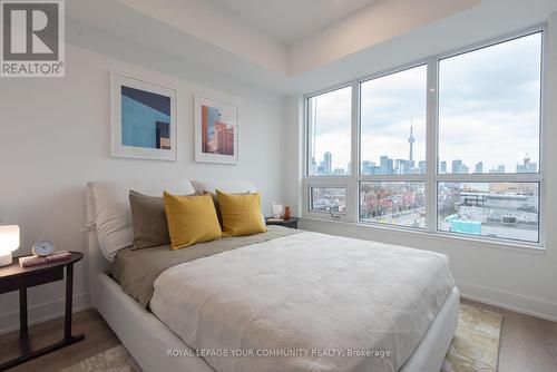 409 - 484 Spadina Avenue, Toronto, ON - Indoor Photo Showing Bedroom