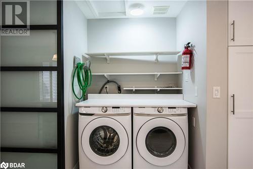 59 Livingstone Street E, Barrie, ON - Indoor Photo Showing Laundry Room