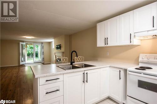 59 Livingstone Street E, Barrie, ON - Indoor Photo Showing Kitchen With Double Sink