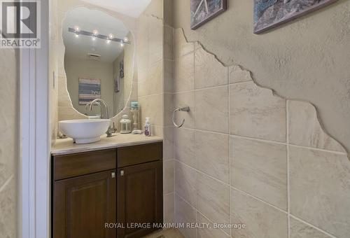 52 - 4165 Fieldgate Drive, Mississauga, ON - Indoor Photo Showing Bathroom