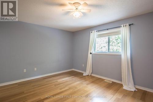 59 Livingstone Street E, Barrie, ON - Indoor Photo Showing Other Room