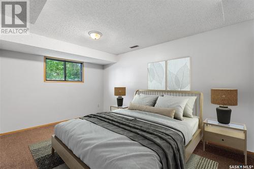 529 8Th Street E, Prince Albert, SK - Indoor Photo Showing Bedroom