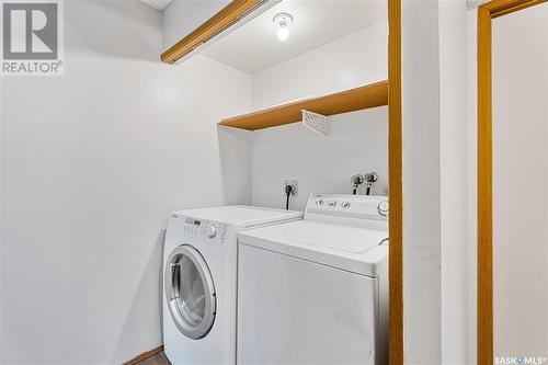 529 8Th Street E, Prince Albert, SK - Indoor Photo Showing Laundry Room