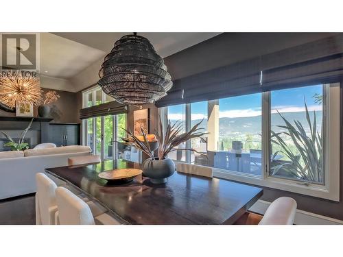 1749 Capistrano Drive, Kelowna, BC - Indoor Photo Showing Dining Room