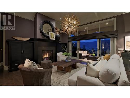 1749 Capistrano Drive, Kelowna, BC - Indoor Photo Showing Living Room With Fireplace