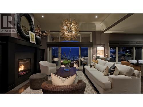 1749 Capistrano Drive, Kelowna, BC - Indoor Photo Showing Living Room With Fireplace