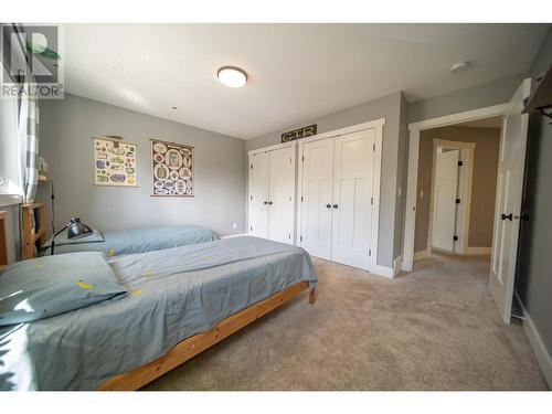 6040 Parnaby Road, Cranbrook, BC - Indoor Photo Showing Bedroom