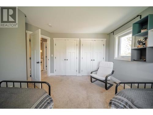 6040 Parnaby Road, Cranbrook, BC - Indoor Photo Showing Bedroom