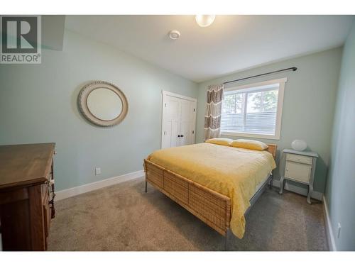 6040 Parnaby Road, Cranbrook, BC - Indoor Photo Showing Bedroom