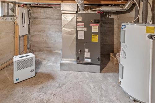 914 Murdoch Street, Creston, BC - Indoor Photo Showing Basement