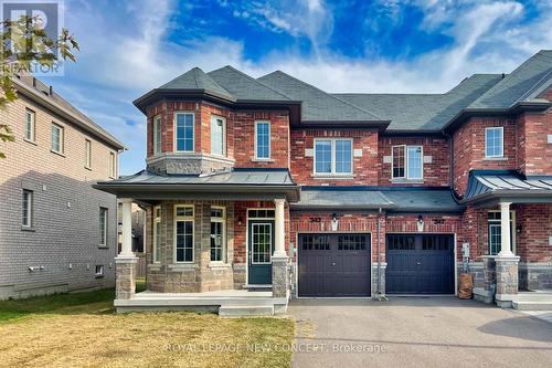 343 Luck Court, Newmarket (Woodland Hill), ON - Outdoor With Facade