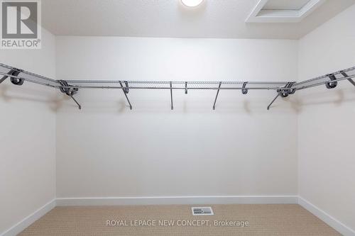 343 Luck Court, Newmarket, ON - Indoor With Storage