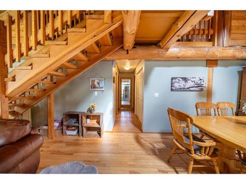 8251 Perry Creek Road, Cranbrook, BC - Indoor