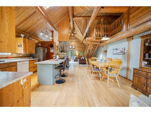 8251 Perry Creek Road, Cranbrook, BC - Indoor Photo Showing Kitchen