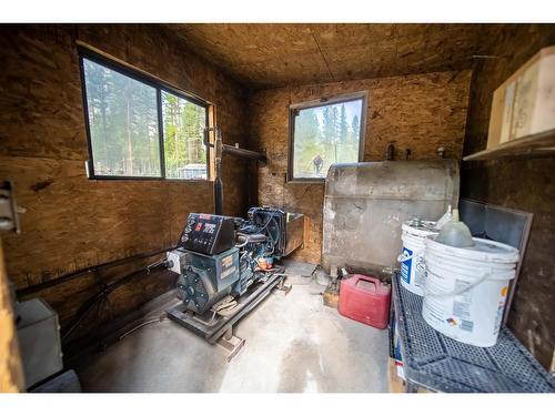 8251 Perry Creek Road, Cranbrook, BC -  Photo Showing Other Room