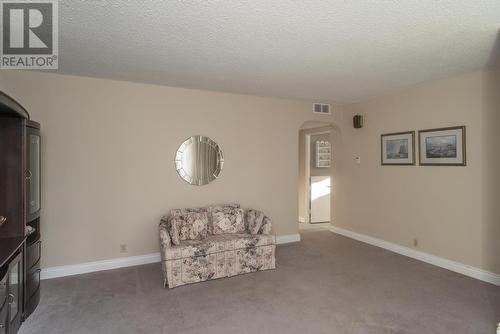 1835 Hamilton Avenue, Thunder Bay, ON - Indoor