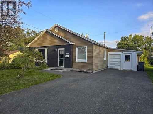 1835 Hamilton Avenue, Thunder Bay, ON - Outdoor