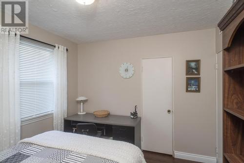 1835 Hamilton Avenue, Thunder Bay, ON - Indoor Photo Showing Bedroom