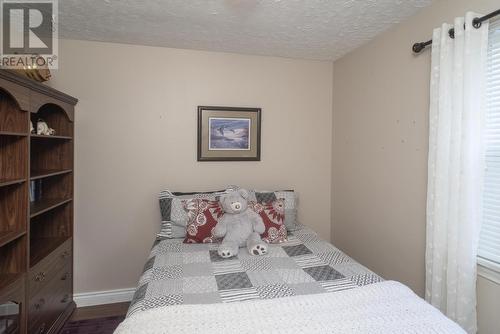 1835 Hamilton Avenue, Thunder Bay, ON - Indoor Photo Showing Bedroom