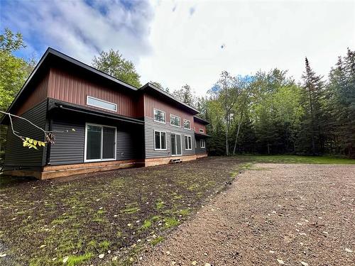 19 Fairway Dr, Lac Du Bonnet Rm, MB 