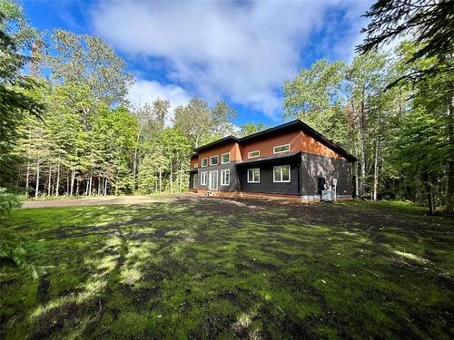 19 Fairway Dr, Lac Du Bonnet Rm, MB 